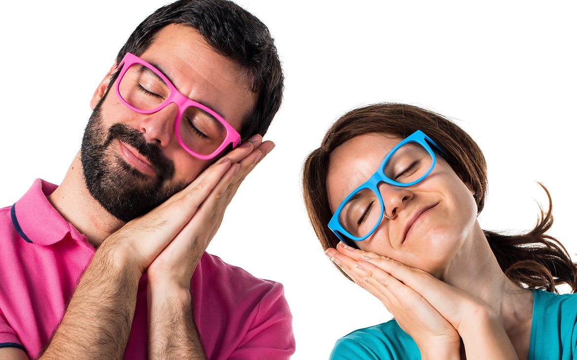 מלחמת המינים: מי ישן טוב יותר – גברים או נשים?