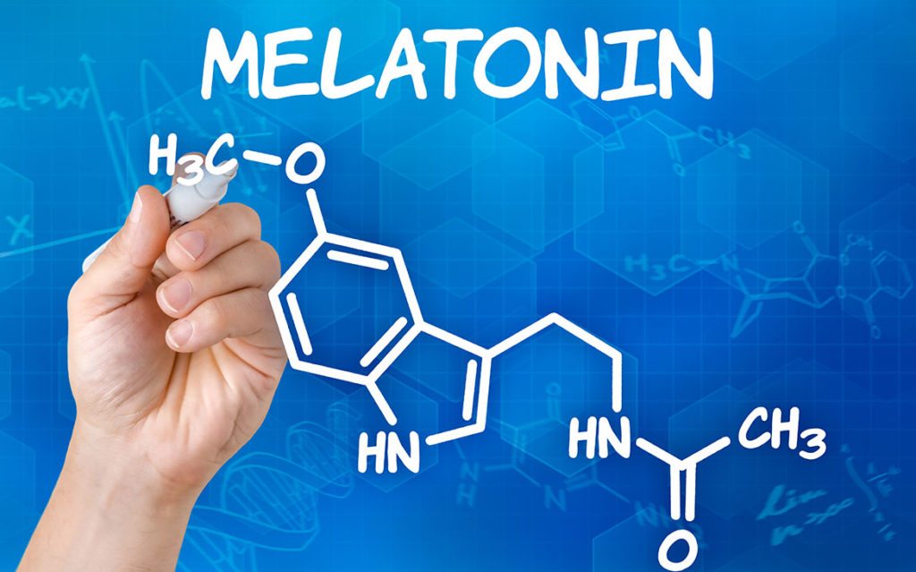 עניין של הורמונים: מה קורה לגוף שלכם ב-21:00 בערב